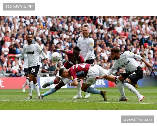 沃特金斯战术角色与独立进攻能力解析：是否依赖体系？