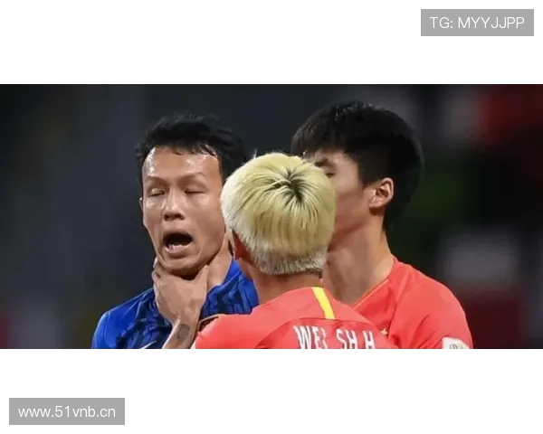 李小鹏比赛场上像严师，下场竟然是那种爱买买买的“剁手狂魔”？！